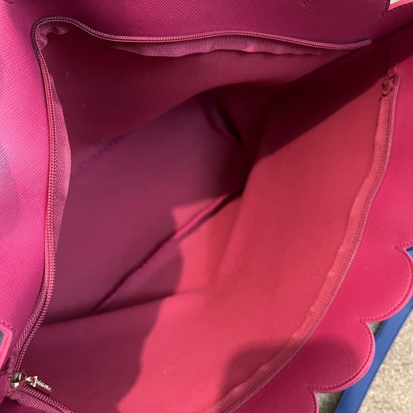 Scalloped Tote Bag 💙 - Picture 3 of 3